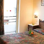 Apartahotel Royal Centre 2*