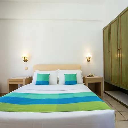 Apartahotel Royal Centre 2*