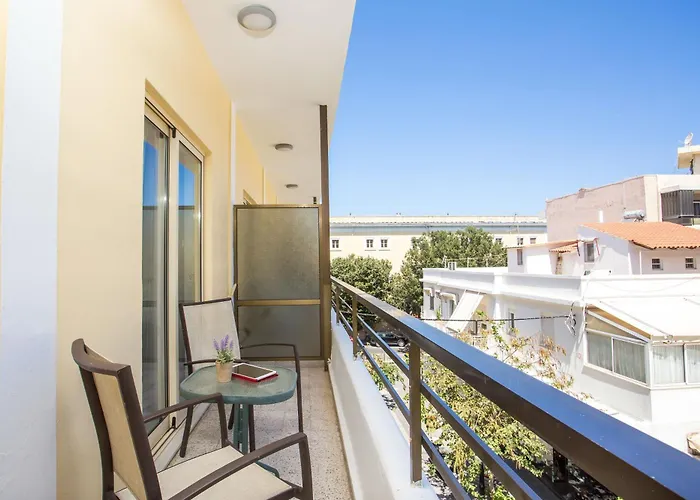 Royal Centre Aparthotel